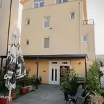 Holy Miracle Bed & Breakfast Međugorje
